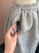 画像をギャラリービューアに読み込む, P03 Hid dot skirt pants