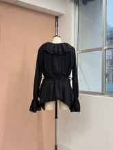 画像をギャラリービューアに読み込む, DOMESTIC FRILL BLOUSE