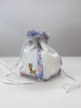 画像をギャラリービューアに読み込む, Holding memories purse bag 06