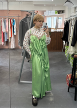 画像をギャラリービューアに読み込む, CM01 Kidding a rabbit cami