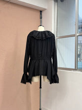 画像をギャラリービューアに読み込む, DOMESTIC FRILL BLOUSE
