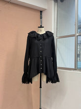 画像をギャラリービューアに読み込む, DOMESTIC FRILL BLOUSE

