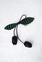 画像をギャラリービューアに読み込む, Tulip hair tie
