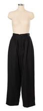 画像をギャラリービューアに読み込む, Wring wide pants
