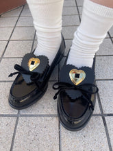 画像をギャラリービューアに読み込む, Memory loafers “Crack heart”
